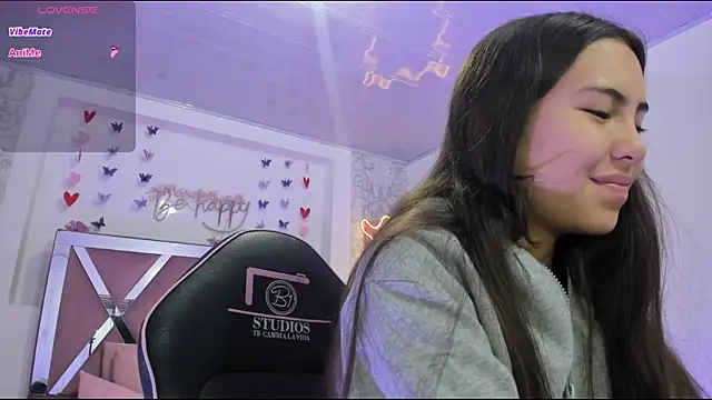 ISABELA TAY online show from March 30, 2026, 11:55 am