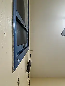 Snapshot of Hamoudy50 chatting on November 12, 2025, 6:30 pm Hamoudy50 online show from November 12, 2025, 6:30 pm