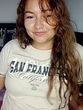 Snapshot of Alixx_01 chatting on November 23, 2025, 11:26 pm Alixx 01 online show from November 23, 2025, 11:26 pm