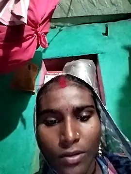 Snapshot of Big_Lovexx chatting on November 16, 2025, 5:29 pm Big Lovexx online show from November 16, 2025, 5:29 pm