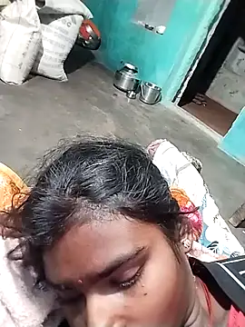 Big Lovexx online show from January 8, 2026, 8:00 pm