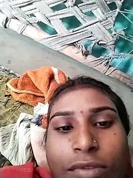 Big Lovexx online show from April 13, 2026, 7:03 am