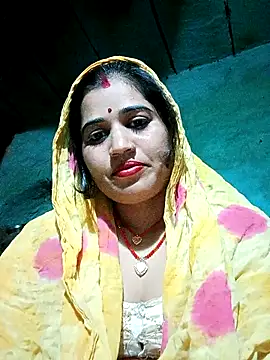 Hot kamla online show from February 18, 2026, 3:41 pm