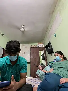 Snapshot of Cute_hotzara chatting on March 13, 2026, 7:04 am Cute hotzara online show from March 13, 2026, 7:04 am