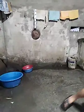 gugu0022 online show from March 4, 2026, 11:22 pm