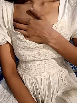 Snapshot of Angelic_Princess chatting on February 17, 2026, 5:59 am Angelic Princess online show from February 17, 2026, 5:59 am