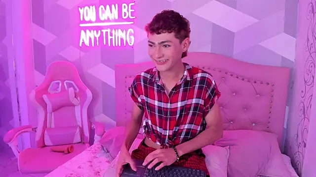 JacobRusso online show from November 21, 2025, 4:55 am