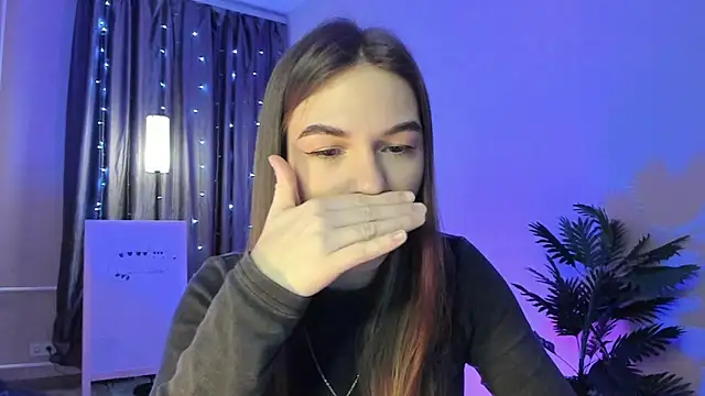 luna lust 212 online show from February 4, 2026, 4:18 am