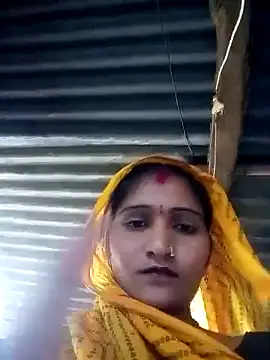 yanuw online show from November 15, 2025, 9:39 am