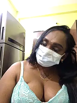 Snapshot of Dharshini98 chatting on February 13, 2026, 4:58 pm Dharshini98 online show from February 13, 2026, 4:58 pm