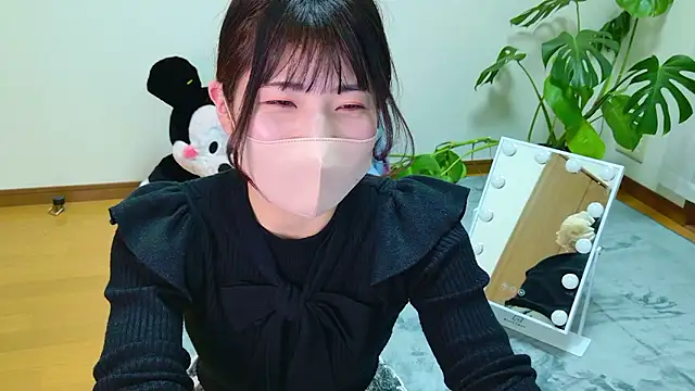 Snapshot of mayumichan13 chatting on February 5, 2026, 10:31 am mayumichan13 online show from February 5, 2026, 10:31 am