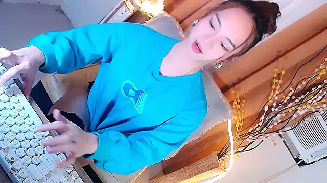 Snapshot of Natasha_Sweetx chatting on February 5, 2026, 12:21 pm Natasha Sweetx online show from February 5, 2026, 12:21 pm