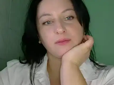 Snapshot of MelinaAx chatting on March 4, 2026, 8:42 am MelinaAx online show from March 4, 2026, 8:42 am