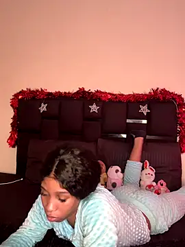 Snapshot of Weendolyn_ chatting on December 3, 2025, 2:59 pm Weendolyn online show from December 3, 2025, 2:59 pm