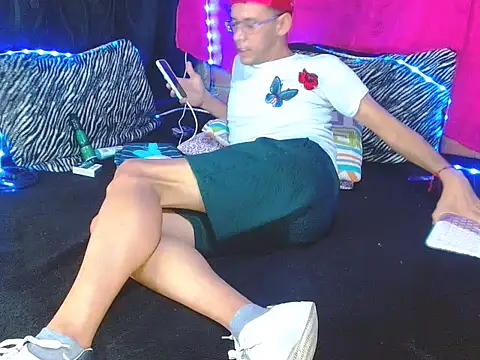 FANTASYBOYS11 online show from December 14, 2025, 12:16 am