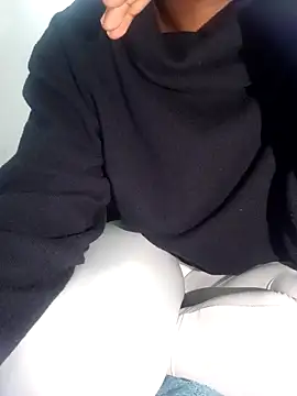 mirna96 online show from December 13, 2025, 8:25 pm