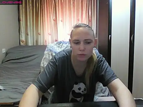 JenniDeep online show from March 21, 2026, 12:32 pm