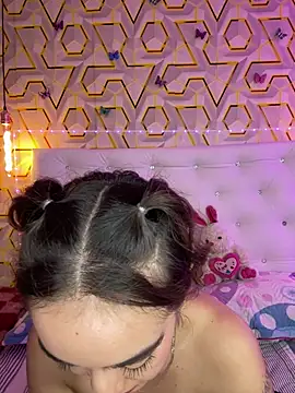 Snapshot of MelanyyJhonson15 chatting on March 2, 2026, 5:19 am MelanyyJhonson15 online show from March 2, 2026, 5:19 am