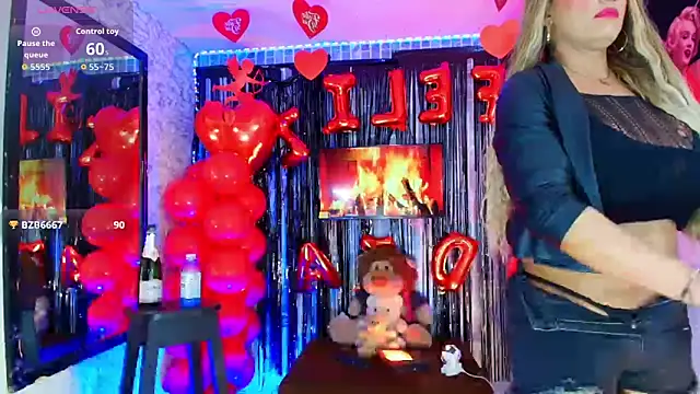 Snapshot of TAYLOR_S7 chatting on February 15, 2026, 7:51 am TAYLOR S7 online show from February 15, 2026, 7:51 am