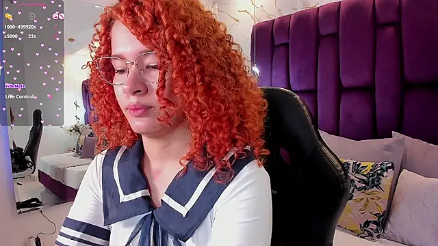 Snapshot of avrilwaynee chatting on November 19, 2025, 12:27 pm avrilwaynee online show from November 19, 2025, 12:27 pm