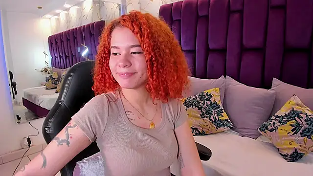 Snapshot of avrilwaynee chatting on November 20, 2025, 12:05 pm avrilwaynee online show from November 20, 2025, 12:05 pm