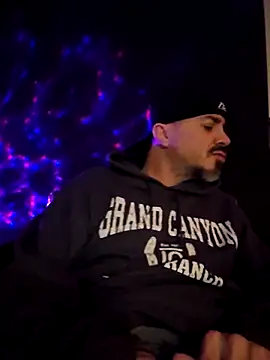 Snapshot of wilburydeznutz chatting on November 21, 2025, 8:35 am wilburydeznutz online show from November 21, 2025, 8:35 am