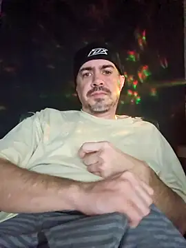 Snapshot of wilburydeznutz chatting on December 3, 2025, 5:26 am wilburydeznutz online show from December 3, 2025, 5:26 am