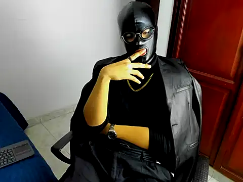 belialcrow666 online show from November 13, 2025, 7:35 pm