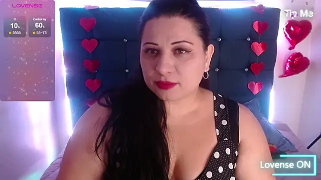 Snapshot of Catalinajane1 chatting on February 17, 2026, 5:30 pm Catalinajane1 online show from February 17, 2026, 5:30 pm