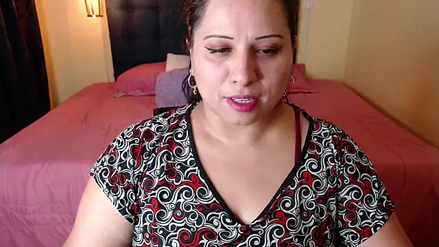Catalinajane1 online show from May 26, 2026, 7:32 pm