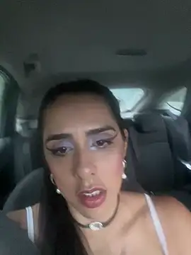 Snapshot of Monahliza chatting on February 15, 2026, 9:55 pm Monahliza online show from February 15, 2026, 9:55 pm