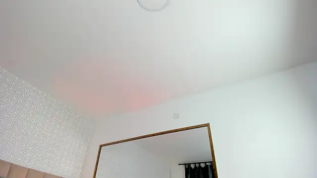 Snapshot of Sasha_Wolff chatting on February 26, 2026, 8:30 pm Sasha Wolff online show from February 26, 2026, 8:30 pm