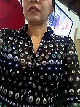 Snapshot of alexandra100gg chatting on November 17, 2025, 8:47 pm alexandra100gg online show from November 17, 2025, 8:47 pm