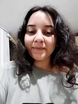 chibi love online show from December 20, 2025, 3:57 am