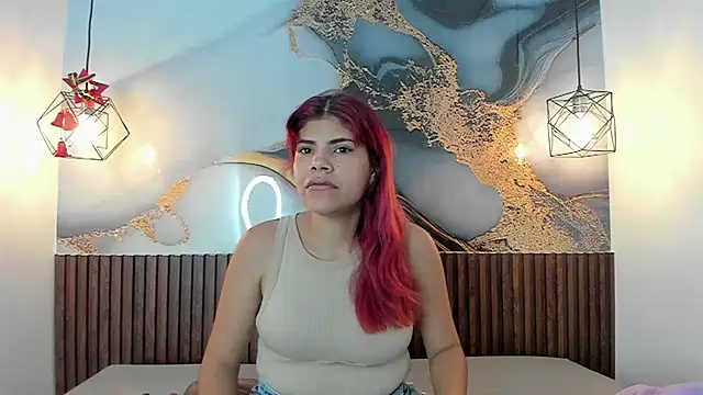 Snapshot of AfroditaMoore1 chatting on December 16, 2025, 1:16 pm AfroditaMoore1 online show from December 16, 2025, 1:16 pm