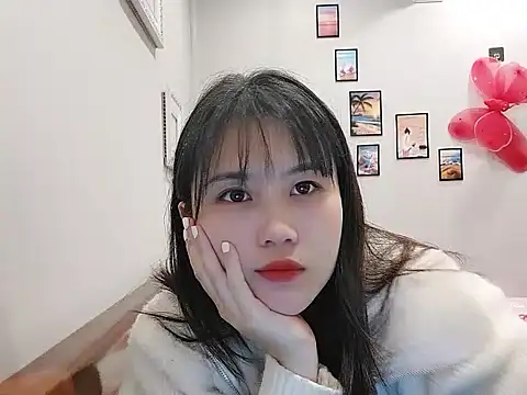 Snapshot of Kass8386 chatting on November 19, 2025, 7:58 pm Kass8386 online show from November 19, 2025, 7:58 pm