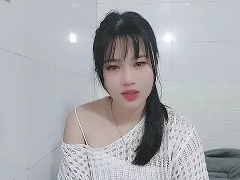 Snapshot of Kass8386 chatting on December 2, 2025, 1:28 pm Kass8386 online show from December 2, 2025, 1:28 pm