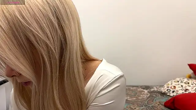 Snapshot of RekaNoWay chatting on November 15, 2025, 5:05 am RekaNoWay online show from November 15, 2025, 5:05 am