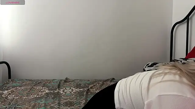 Snapshot of RekaNoWay chatting on November 27, 2025, 6:15 am RekaNoWay online show from November 27, 2025, 6:15 am