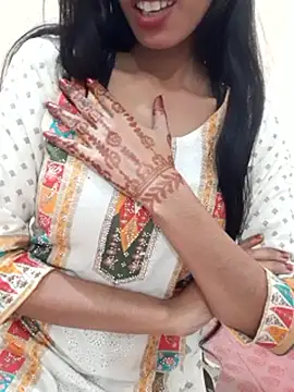 Snapshot of Asha_devi90 chatting on January 13, 2026, 2:39 am Asha devi90 online show from January 13, 2026, 2:39 am