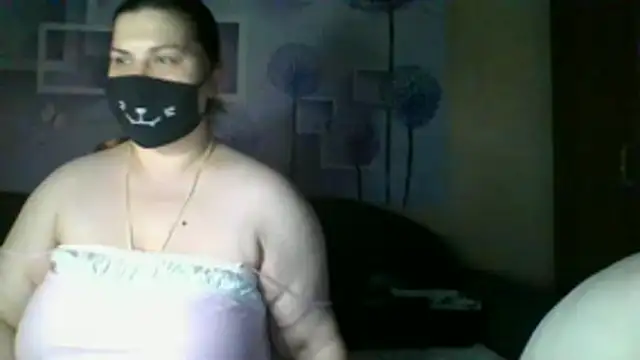 Snapshot of honey_sweet_couple chatting on November 25, 2025, 7:58 pm honey sweet couple online show from November 25, 2025, 7:58 pm