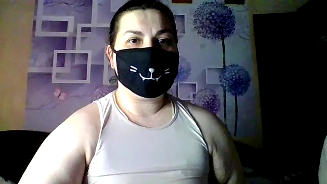 Snapshot of honey_sweet_couple chatting on January 7, 2026, 6:54 pm honey sweet couple online show from January 7, 2026, 6:54 pm