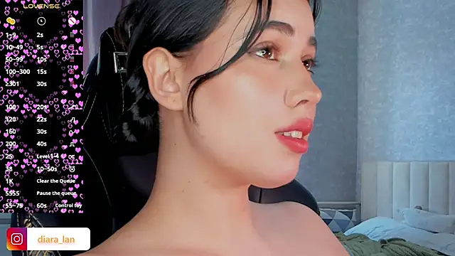 Snapshot of Diara_1an chatting on March 13, 2026, 8:32 am Diara 1an online show from March 13, 2026, 8:32 am