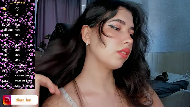Snapshot of Diara_1an chatting on March 14, 2026, 6:41 am Diara 1an online show from March 14, 2026, 6:41 am