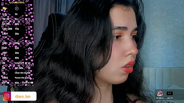 Snapshot of Diara_1an chatting on April 13, 2026, 4:18 am Diara 1an online show from April 13, 2026, 4:18 am