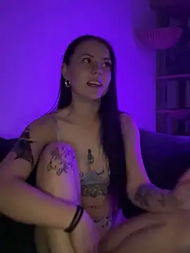 Snapshot of mysami420 chatting on April 10, 2026, 6:34 pm mysami420 online show from April 10, 2026, 6:34 pm