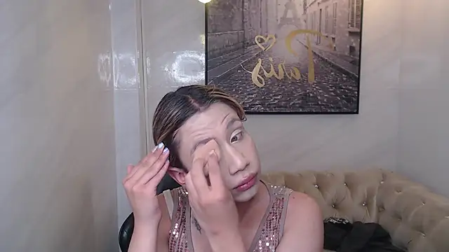 Evy Luxx v online show from May 12, 2026, 8:06 pm