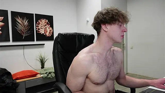 Snapshot of Charles_Dreams chatting on February 22, 2026, 9:57 pm Charles Dreams online show from February 22, 2026, 9:57 pm