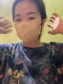 Snapshot of -Bella-a chatting on April 12, 2026, 12:48 am -Bella-a online show from April 12, 2026, 12:48 am