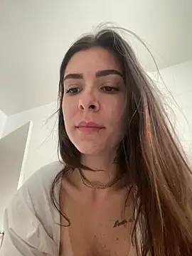 Snapshot of fer-nanda chatting on April 15, 2026, 6:37 pm fer-nanda online show from April 15, 2026, 6:37 pm